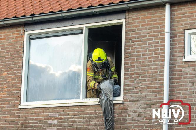 Brand in slaapkamer van woning aan de Passestraat snel geblust, oorzaak van de brand is onbekent. - &copy; NWVFoto.nl